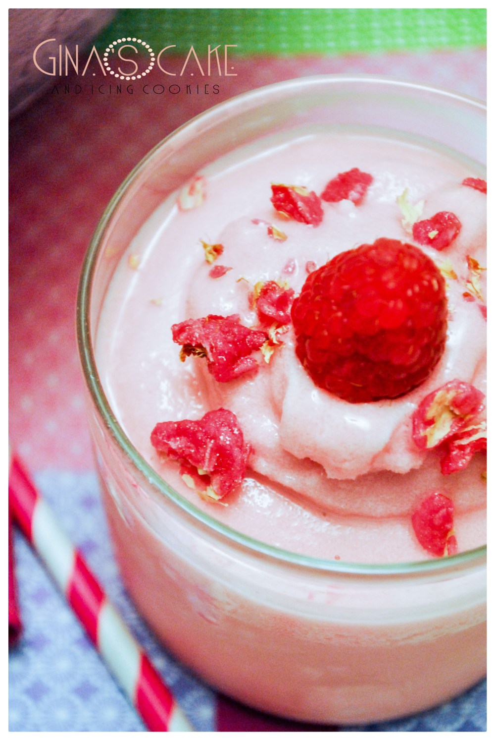 Sorbetto al lampone profumato alla rosa