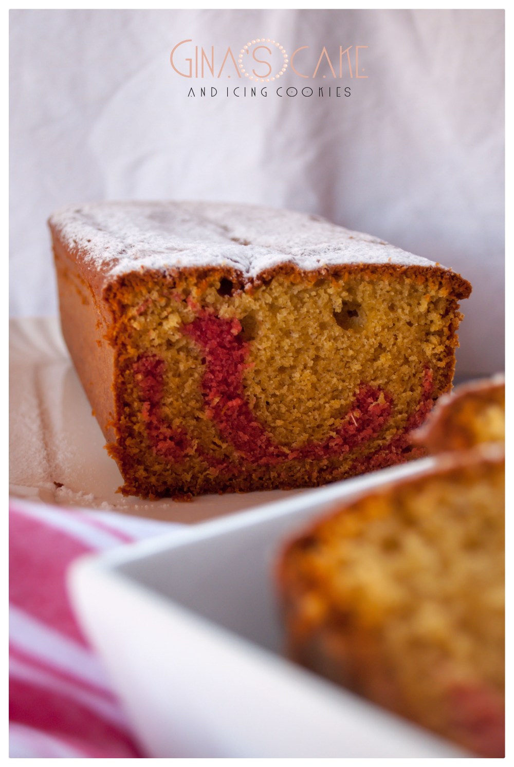 Cake marbrè al pistacchio e lampone